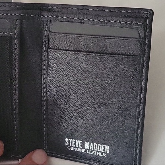 NWT in box Steve Madden Wallet - Picture 5 of 6